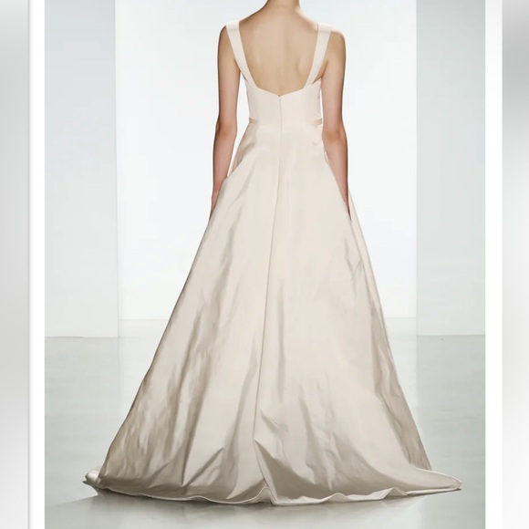 Amsale Bleecker Wedding Gown Store Floor Sample Ivory Size 10 - Picture 2 of 16